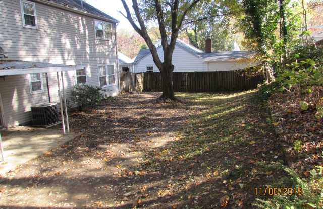 1469 CROFTON PARKWAY Gallery 2