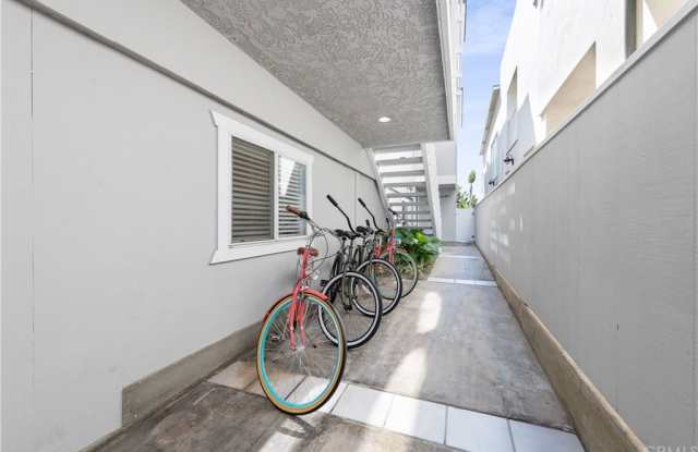 16871 S Pacific Gallery 2