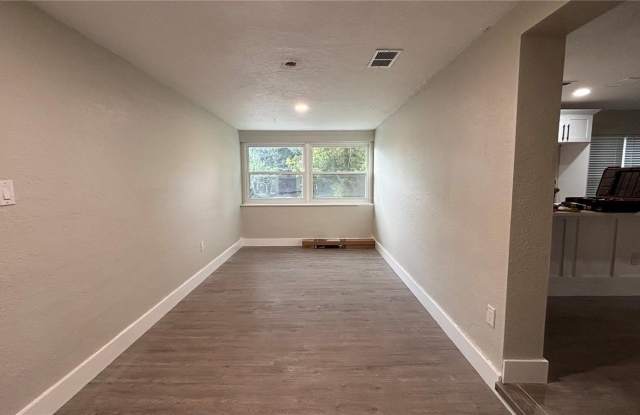 2816 HARGILL Drive Gallery 4