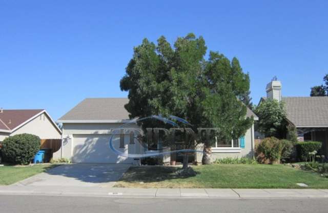 3 bedroom 2 bath near schools and parks - 601 Carpenter Way, Wheatland, CA 95692