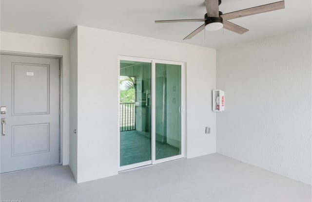 5410 Double Eagle Circle #2222 Gallery 2