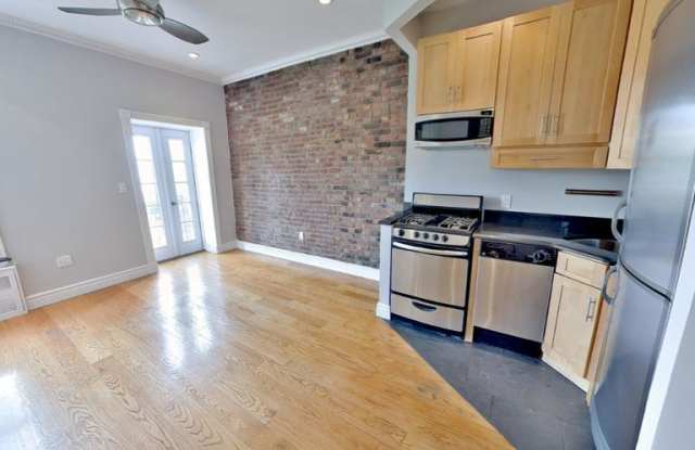 424 E 9TH ST. - 424 East 9th Street, New York City, NY 10009