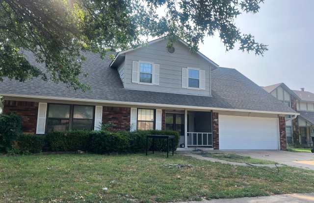 Union Schools-Peters Elementary, 4 bedroom, 2 bath, 2 car garage. Gallery 1