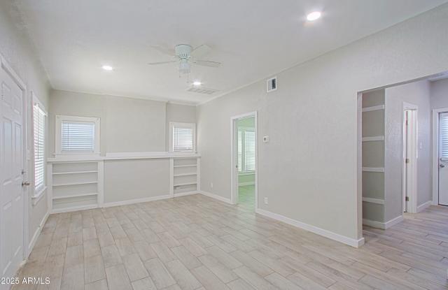 6808 N 23RD Avenue photos photos
