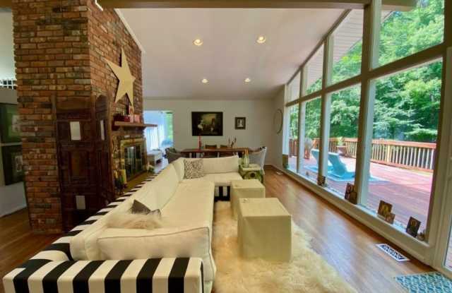 79 Kraft Pl Gallery 3