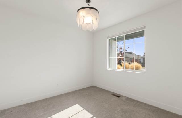 10446 Millgrain St Gallery 4