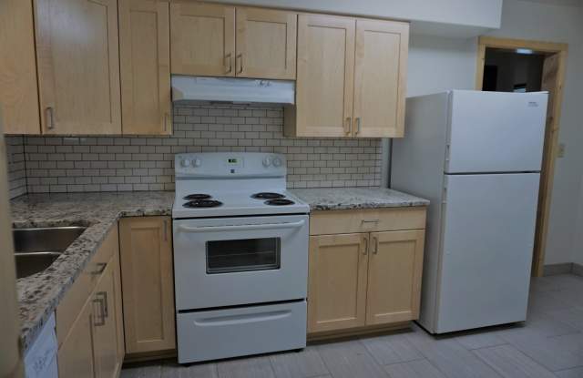 3 Bedroom 1 Bath Home on Large Lot Gallery 4