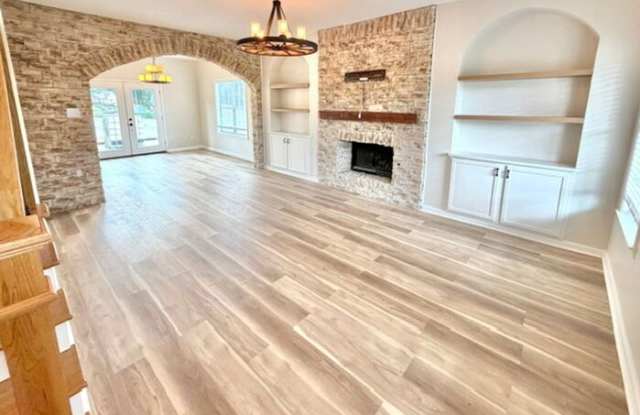 10696 Green River Road Gallery 2