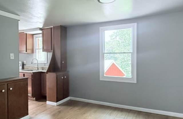 220 Idlewood Road Gallery 4