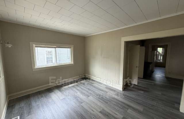 919 5th St NW photos photos