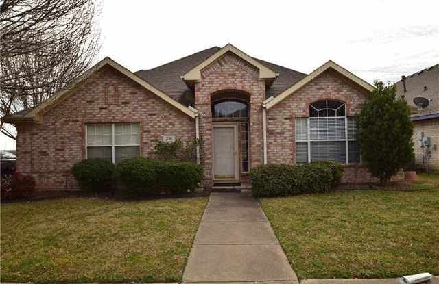 236 Fox Wood Drive - 236 Fox Wood Drive, McKinney, TX 75071