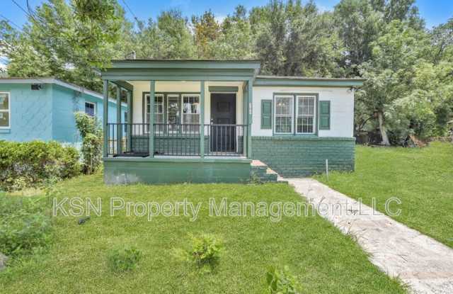 208 Fell St - 208 Fell Street, Savannah, GA 31415