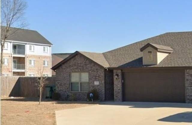 400 Rineel  ST photos photos