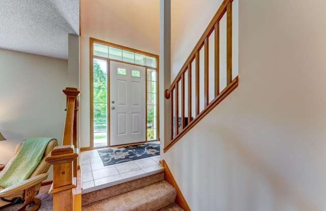 11939 Emery Village Drive N Gallery 2
