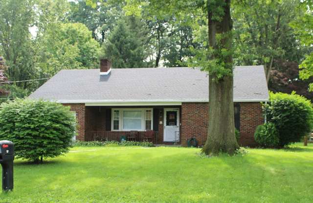 Rancher - 27 South Charles Street, New Freedom, PA 17349 Rancher - 27 South Charles Street, New Freedom, PA 17349