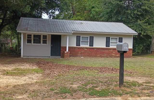 3/1 Home in West Park Manor Gallery 1