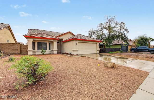 Very clean 3 bed, 2 bath in Peoria Gallery 1