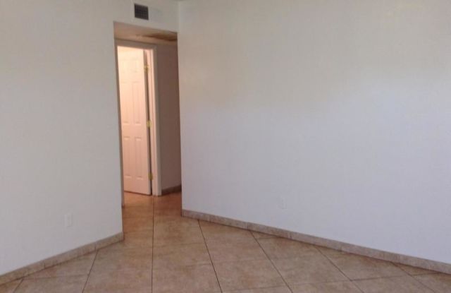 9632 N 12TH Avenue Gallery 3