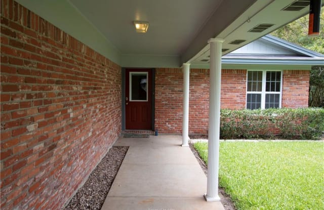 1000 Pershing Drive - 1000 Pershing Drive, College Station, TX 77840