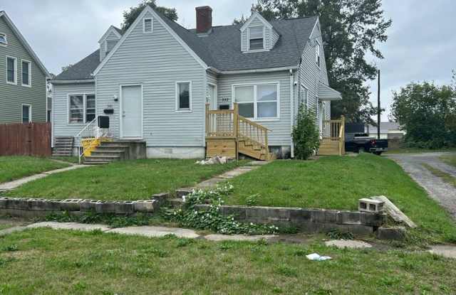 2 Bedroom Apartment For Rent Gallery 1
