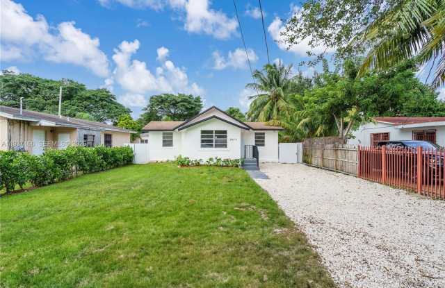 2443 Northwest 56th Street photos photos