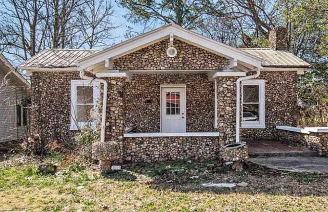 1611 31st Avenue North photos photos