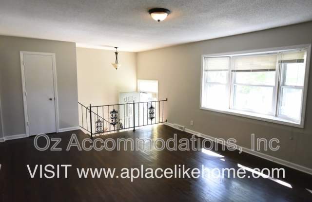 7800 E 100th Ter Gallery 4