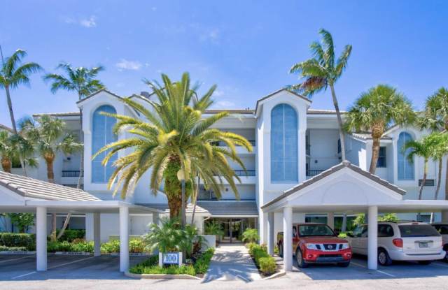 133 Bay Colony Drive N Gallery 2