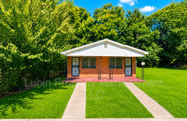 1437 Springdale St photos photos