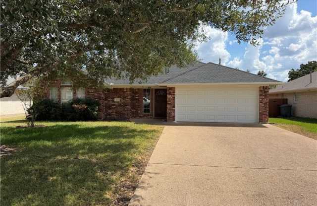 4802 Treadgold Lane Gallery 1