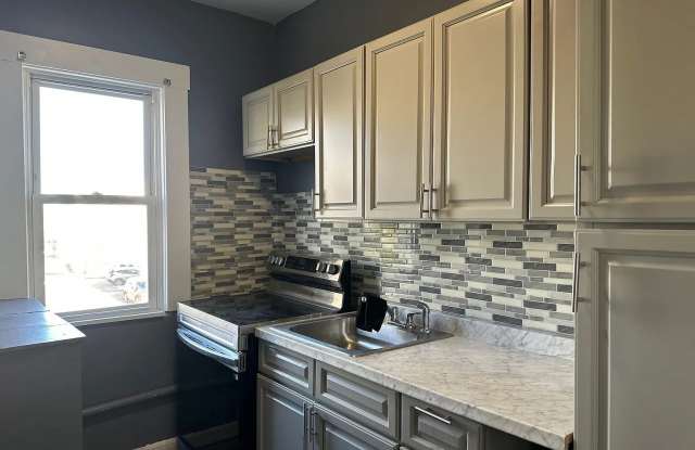 175 Phillips Ave photos photos