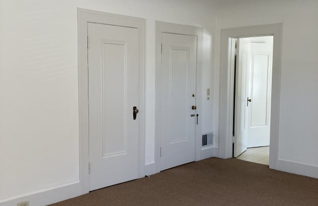 1448 5th Avenue Gallery 2