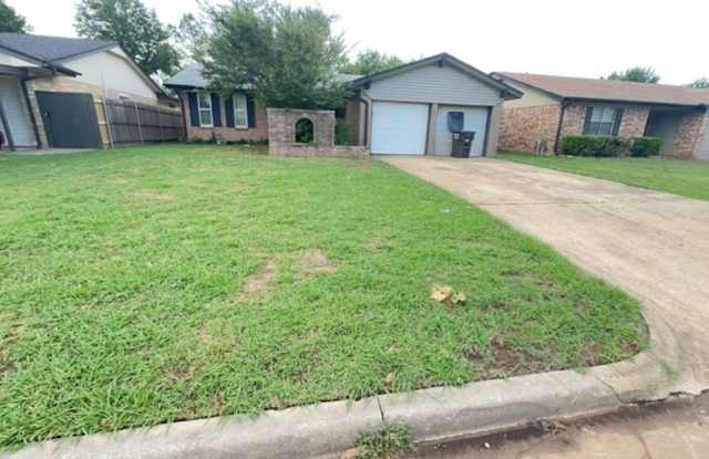 4 Bedroom in Moore Ready For You! photos photos