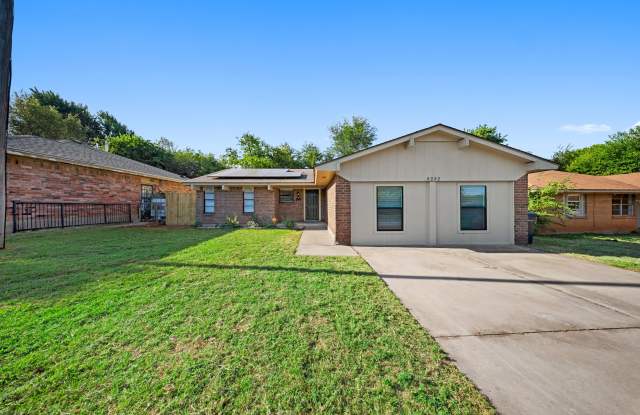 3232 Parker Drive photos photos