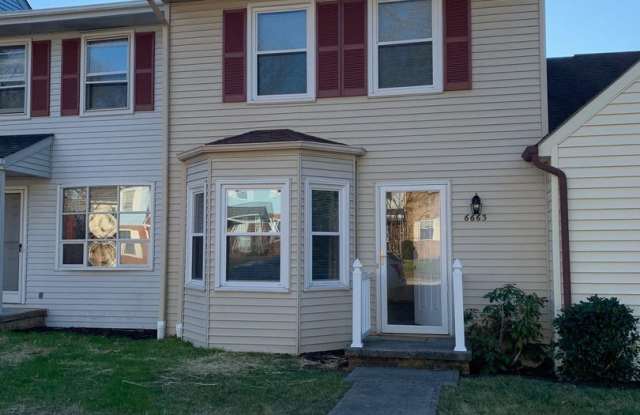 * Re-rental Available 7/16/25 * 2 Bedroom 1.5 Bath Townhouse photos photos