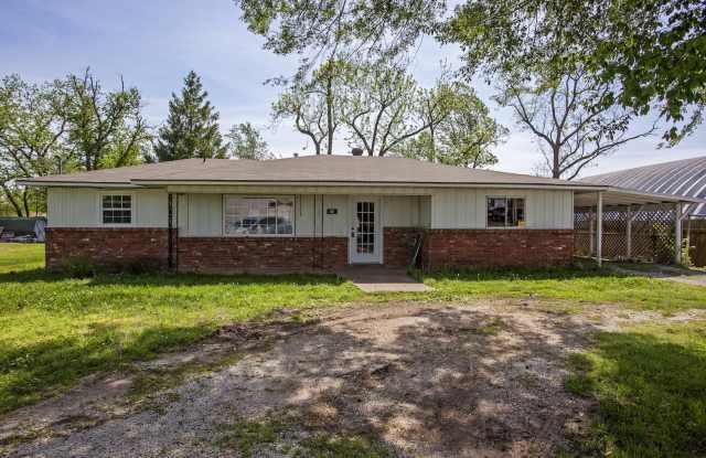 ***138 N. B Street*** photos photos