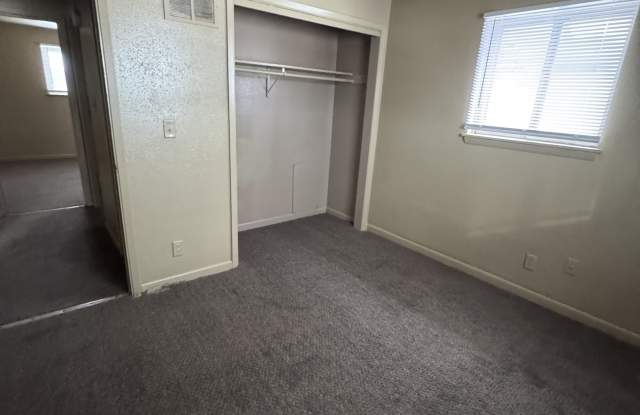 8746 West Carmen Avenue - 4 Gallery 4