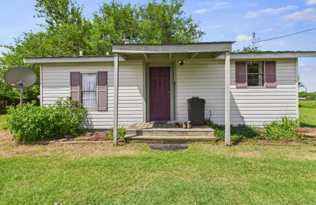 7070 Tabor Road Gallery 2