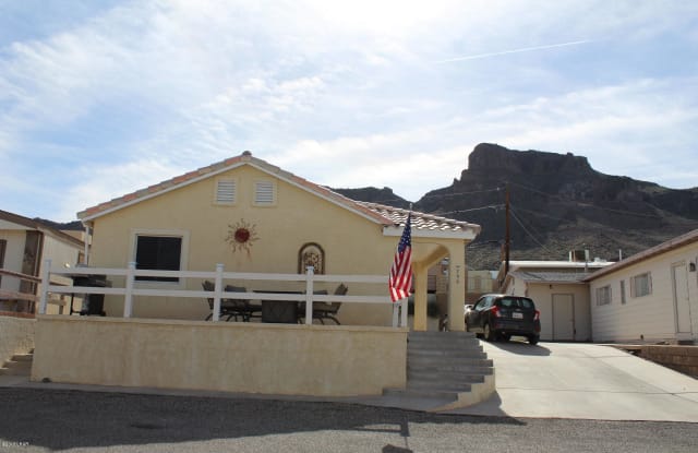 796 Crystal View Dr - 796 Crystal View Drive, Parker Strip, AZ 85344