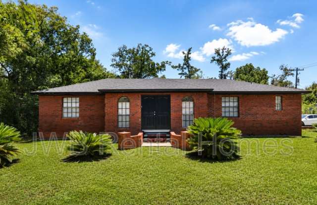 2150 Prospect St photos photos