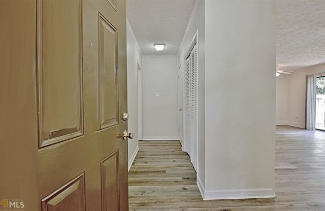 118 Scatterfoot Gallery 3
