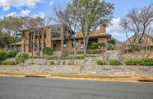 4000 Belmont Park Dr photos photos