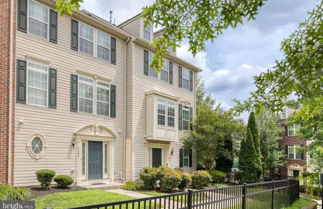 9301 PARAGON WAY photos photos