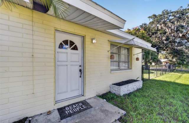 1208 PAT Avenue Gallery 2