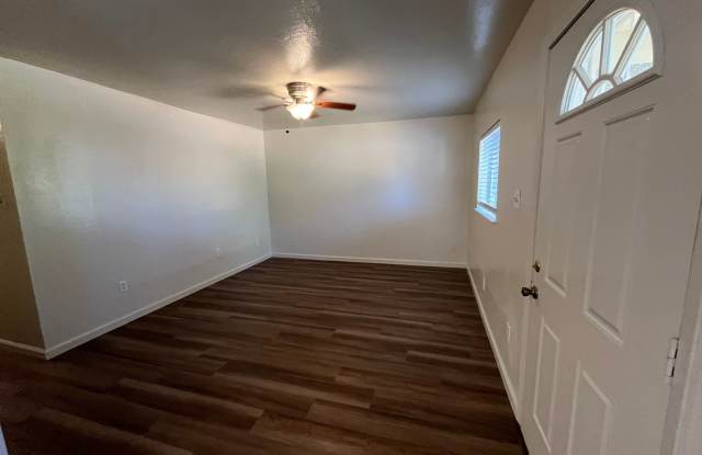 Fresh Remodel in Shasta Lake City with a move in special! Gallery 3
