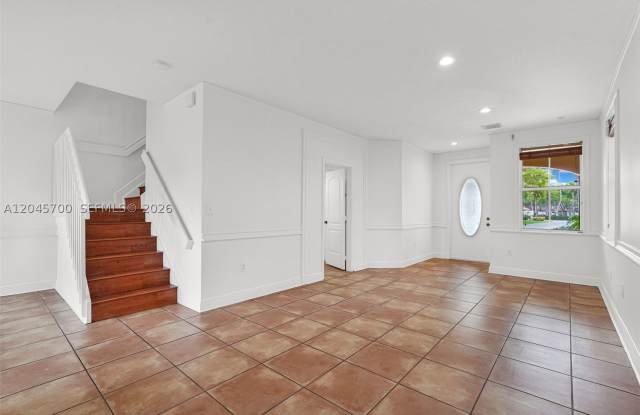 8853 SW 108th Pl Gallery 3