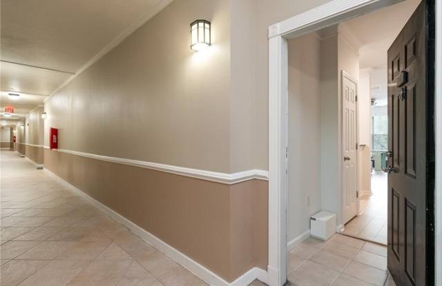 1128 Westchester Ridge NE Gallery 4
