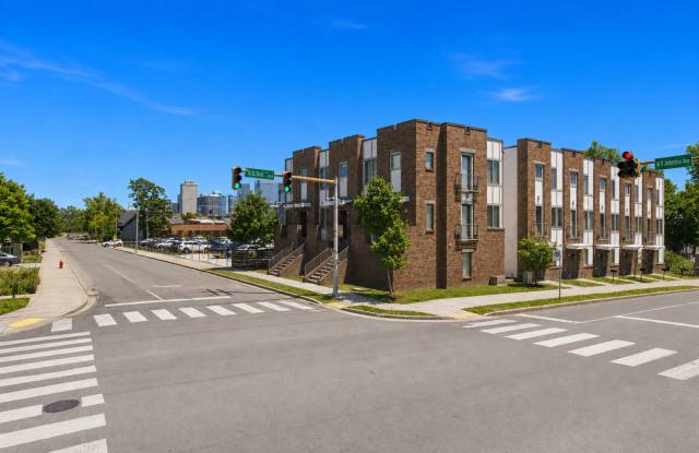 Modern 2 Bedroom Townhouse photos photos