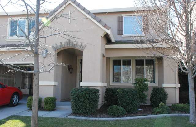 566 Tara Bella Dr - 566 Tara Bella Drive, Lincoln, CA 95648