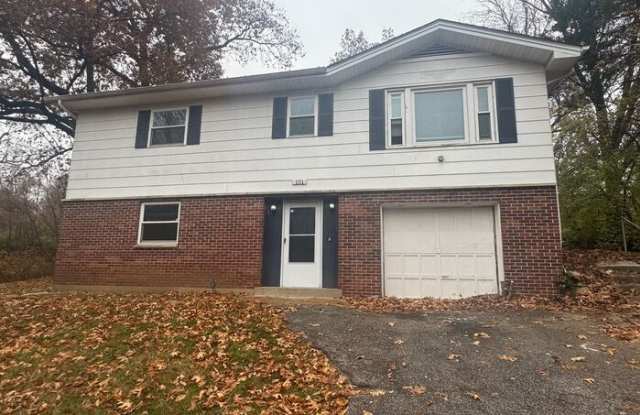 101 Scott Avenue photos photos